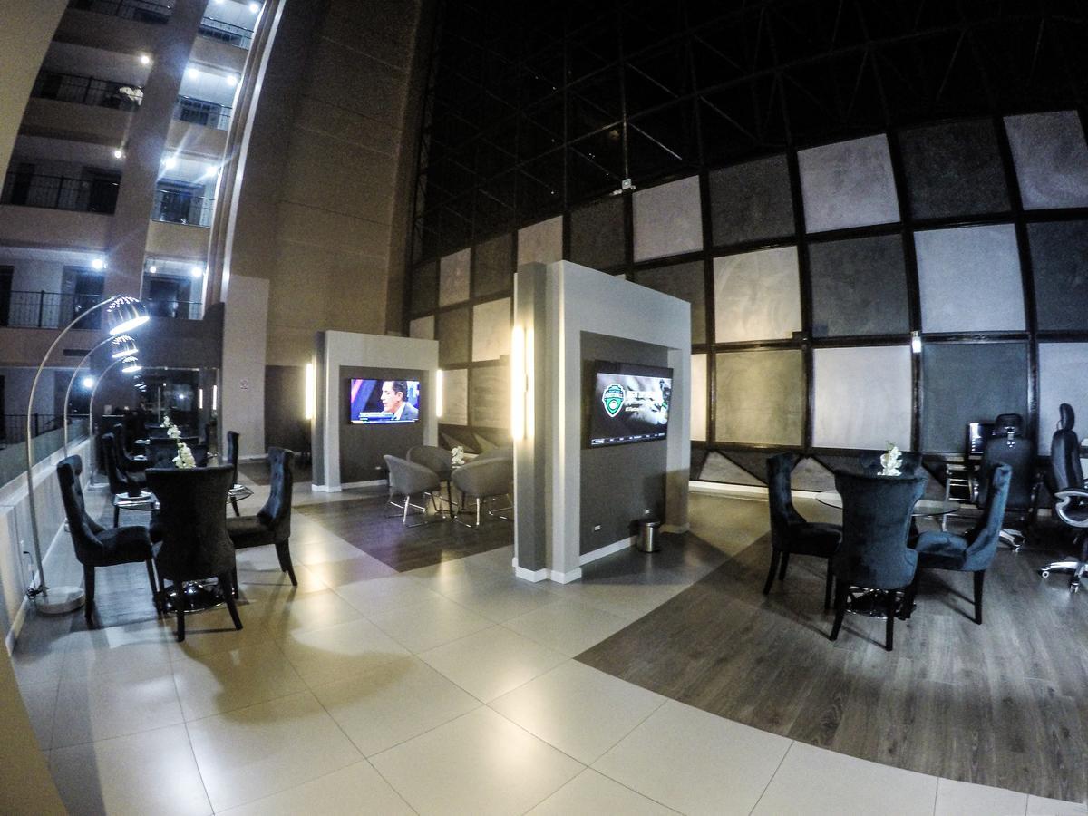 โรงแรมปวยโบล อมีโก พลาซา แอนด์ กาสิโน ติฮัวนา ภายนอก รูปภาพ